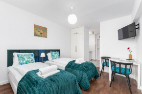 Broniewskiego 24A by Homeprime, Warsaw